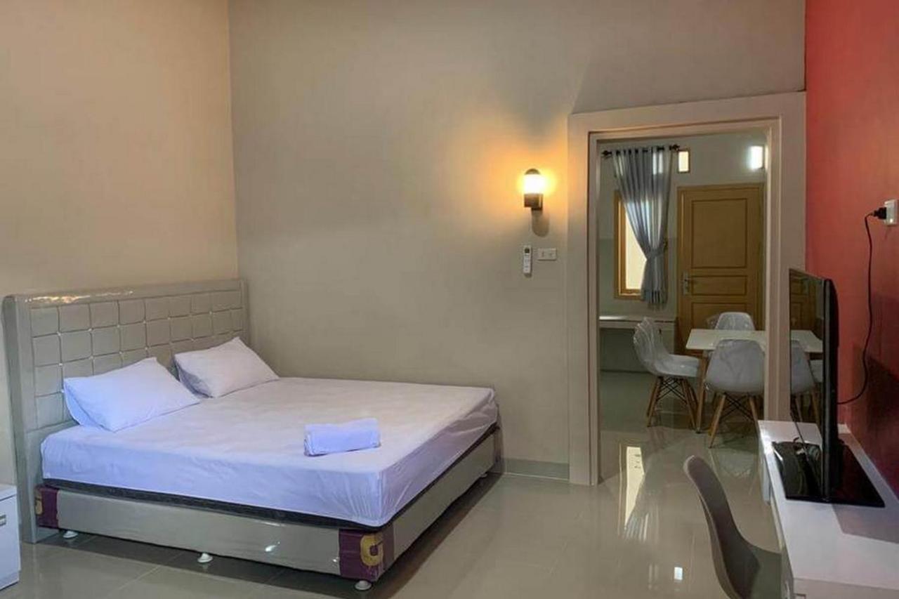 Reddoorz Syariah Near Hajimena Lampung Hotell Bandar Lampung Exteriör bild