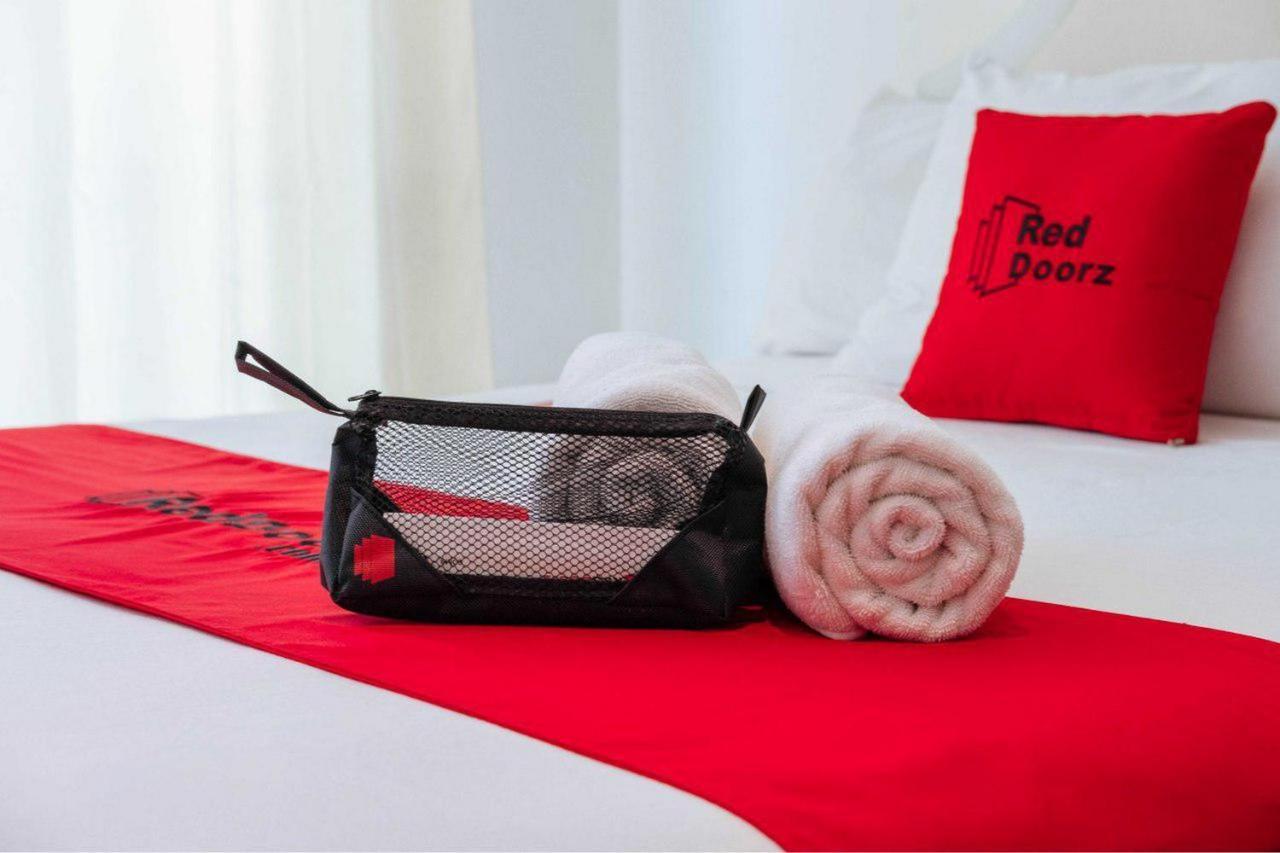 Reddoorz Syariah Near Hajimena Lampung Hotell Bandar Lampung Exteriör bild