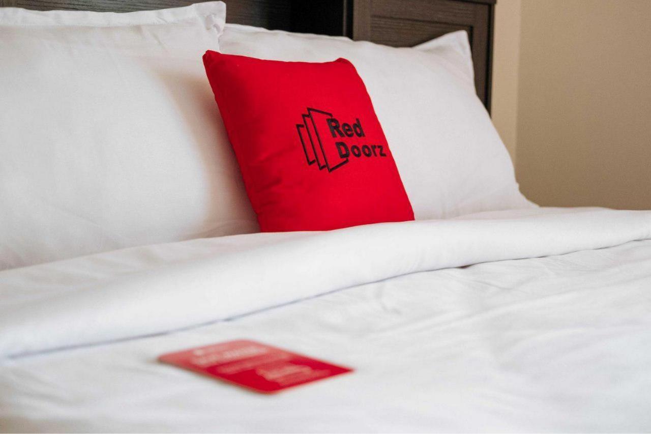 Reddoorz Syariah Near Hajimena Lampung Hotell Bandar Lampung Exteriör bild